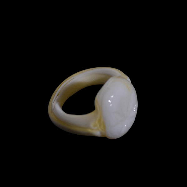bague blanche 420