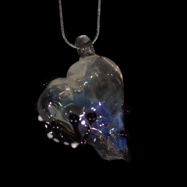 pendentif coeur de grenouille