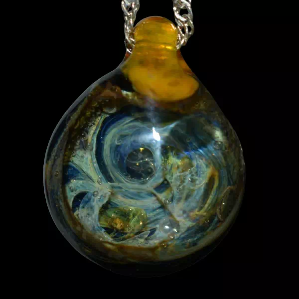 Pendentif en verre soufflé fait main - Travel time