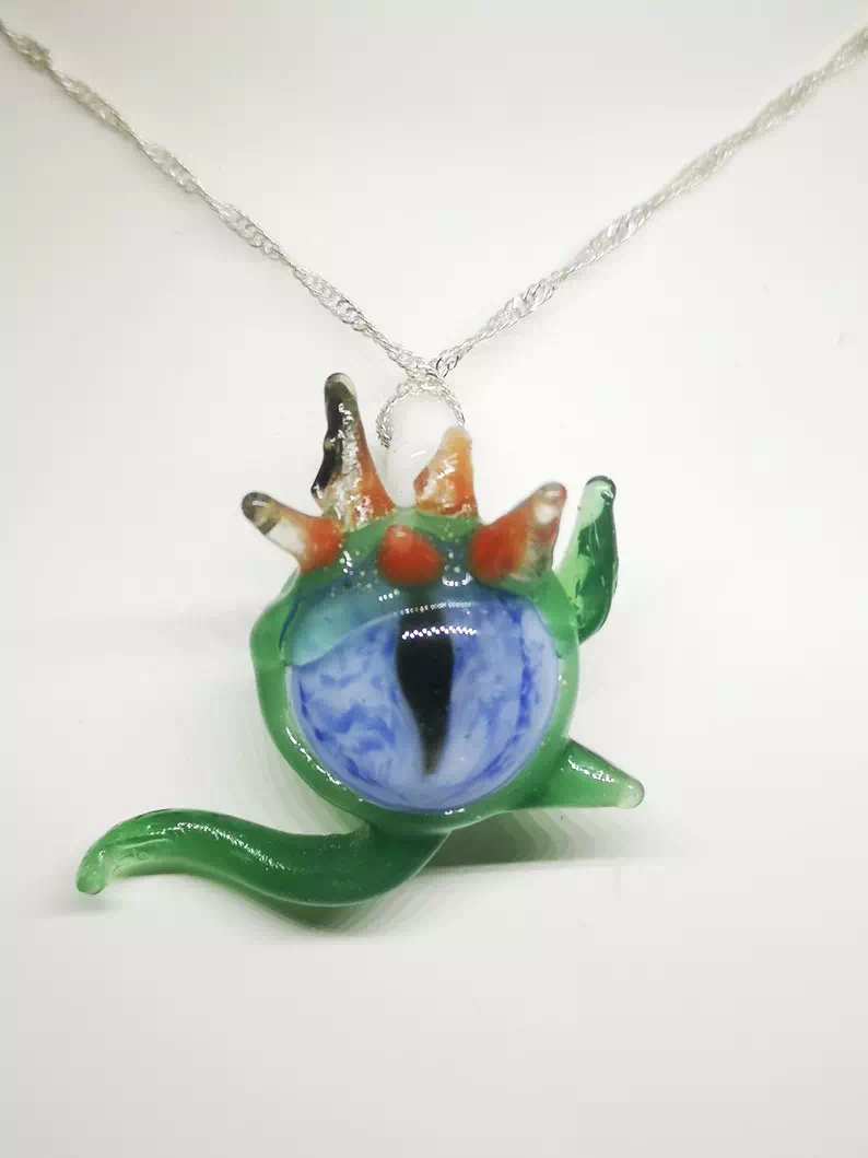 Pendentif en verre soufflé fait main - eyes dragon loo