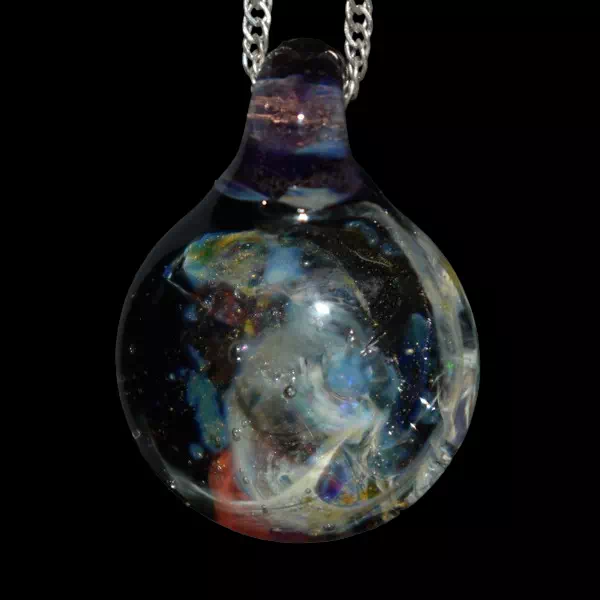 Pendentif en verre soufflé fait main - L Verde