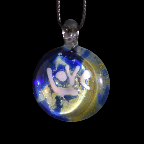 Pendentif en verre soufflé fait main - love