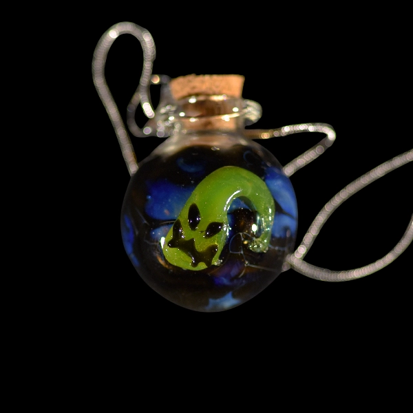 Pendentif en verre soufflé fait main - fiole oogie boogie
